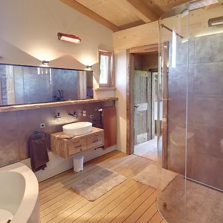 Apartment Coloman