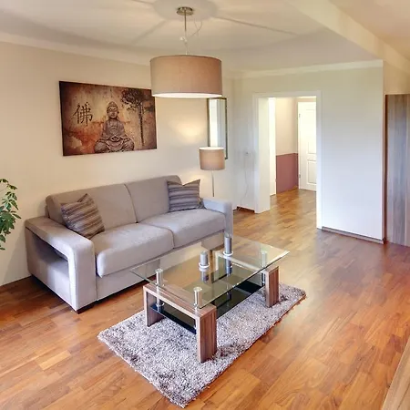 Apartment Coloman